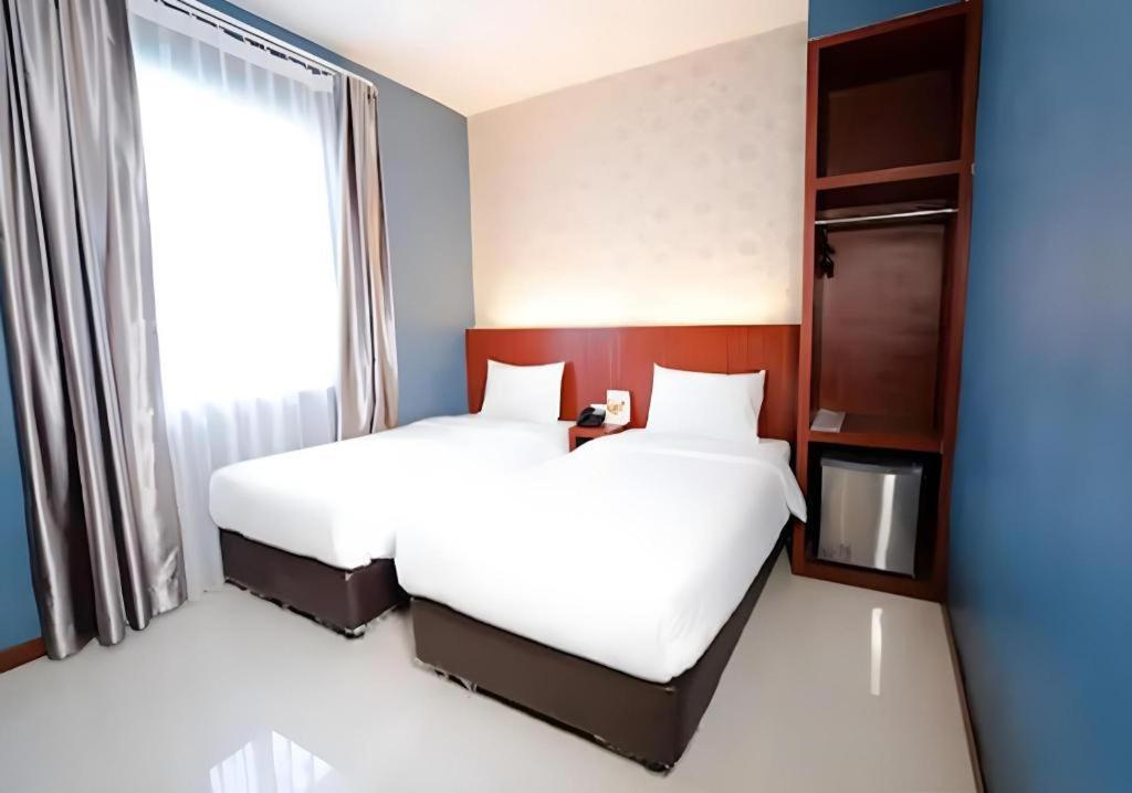 The Crew Hotel Kualanamu International Airport Medan Zewnętrze zdjęcie